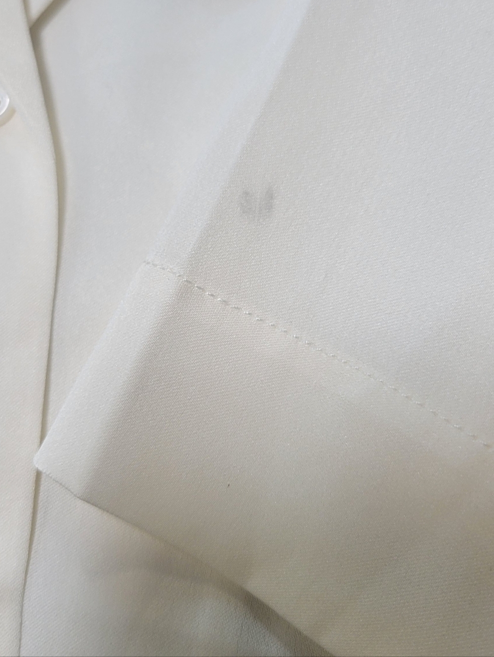 NWT Quince Washable Stretch Silk Short Sleeve Notch Collar Blouse Ivory Sz Large - Picture 4 of 7
